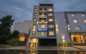 Fabhotel Pink Cozzy